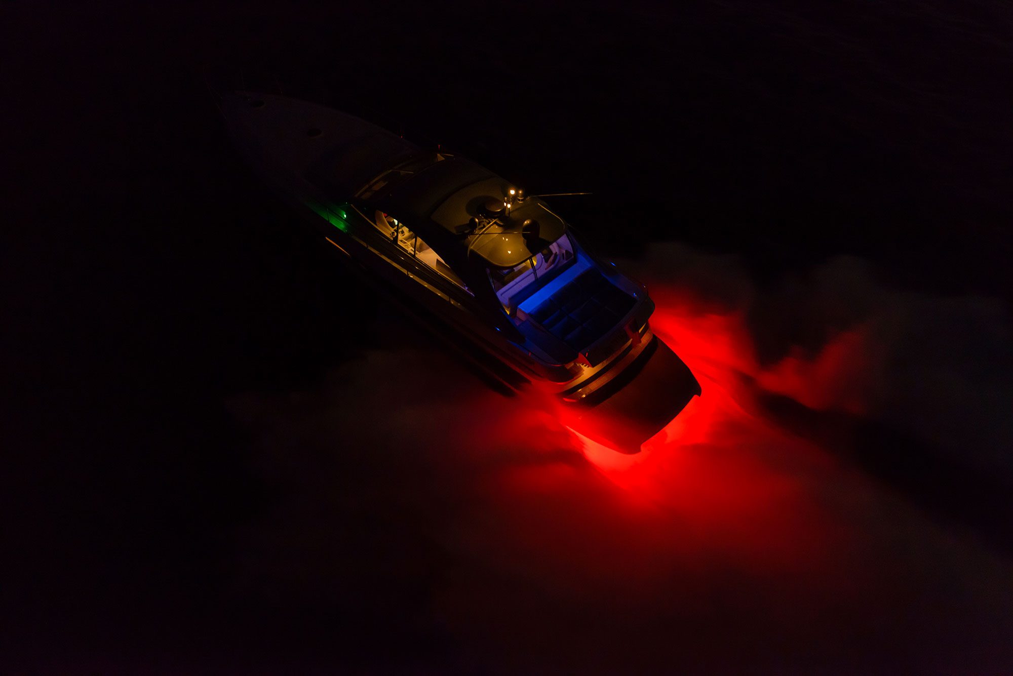 Underwater LED Lighting for Leisure boats and yachts : OceanLED